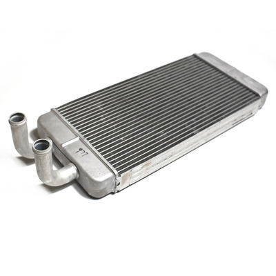 8102-00977 Serbatoio dell'acqua di raffreddamento del radiatore in alluminio per autobus Higer OE NO. Sostituzione