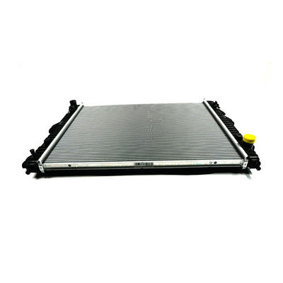 OE NO. F01F16 Parti di ricambio automatiche dirette Radiatore Assy per Chery Jetour x70 x90 Plus Dashing