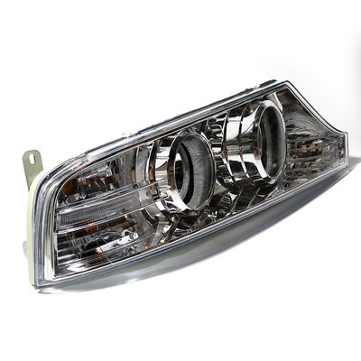 1999- Anno accessori per autobus 4121-00133 QA951 ZK6122H9 faro a sinistra per King Long Bus