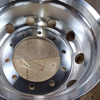 Sostituzione/riparazione di parti di autobus 9.0 * 22.5 Cerchiera in lega di alluminio per autobus Zhongtong 98mm PCD